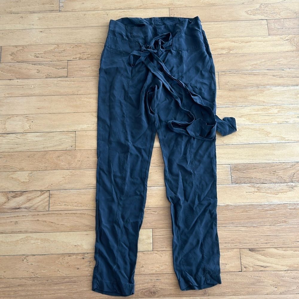 Donup black Pants front tie